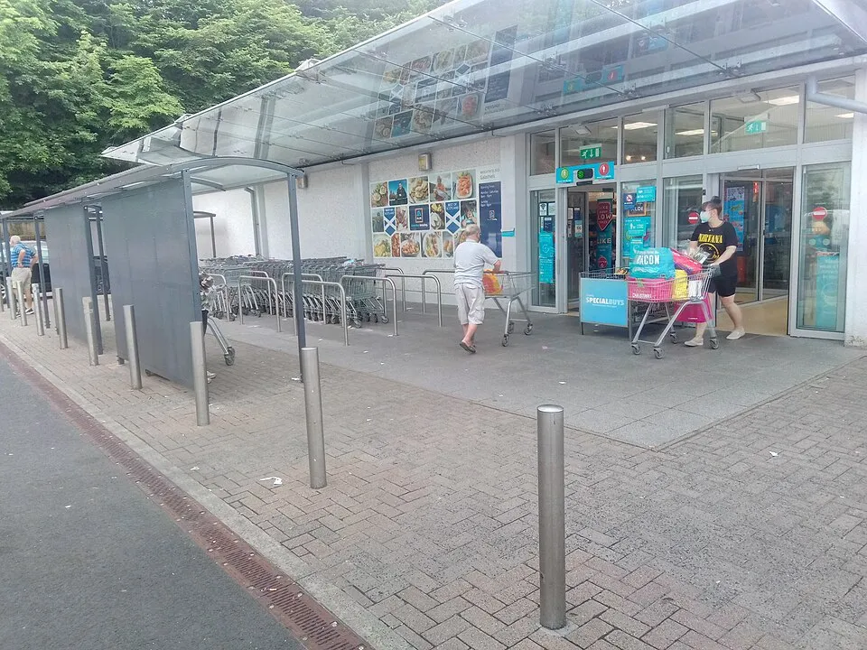 Context photograph: COVID-19 pandemic signage calms in July 2021; signage context, not an identified product or supplier on this page.
