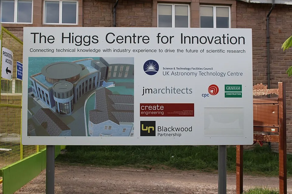 Context photograph: Site Signboard - geograph.org.uk - 6437806; signage context, not an identified product or supplier on this page.