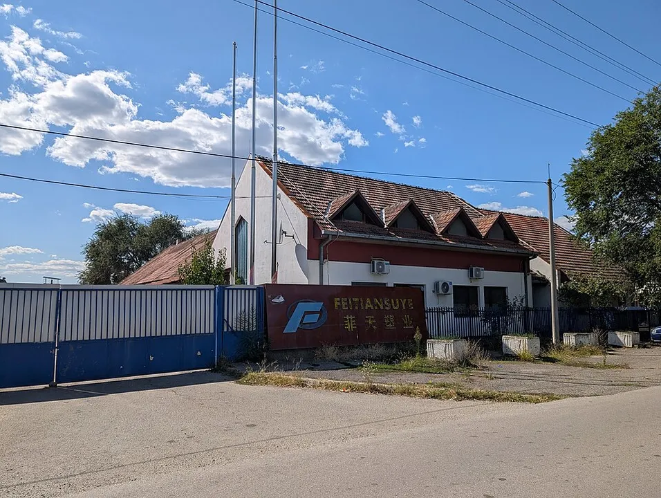 Context photograph: Former Chinese-owned plastic recycling plant FeitianSuye in the village of Perlez; polymer context, not an identified product or supplier on this page.