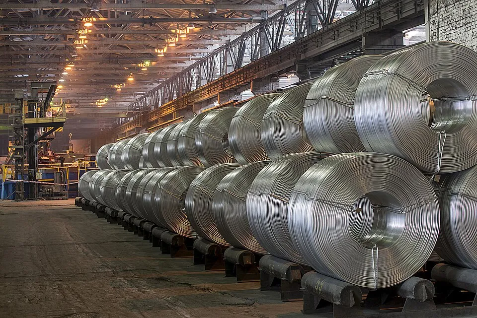 Context photograph: Shelekhov-aluminium-factory-3; metal context, not an identified product or supplier on this page.
