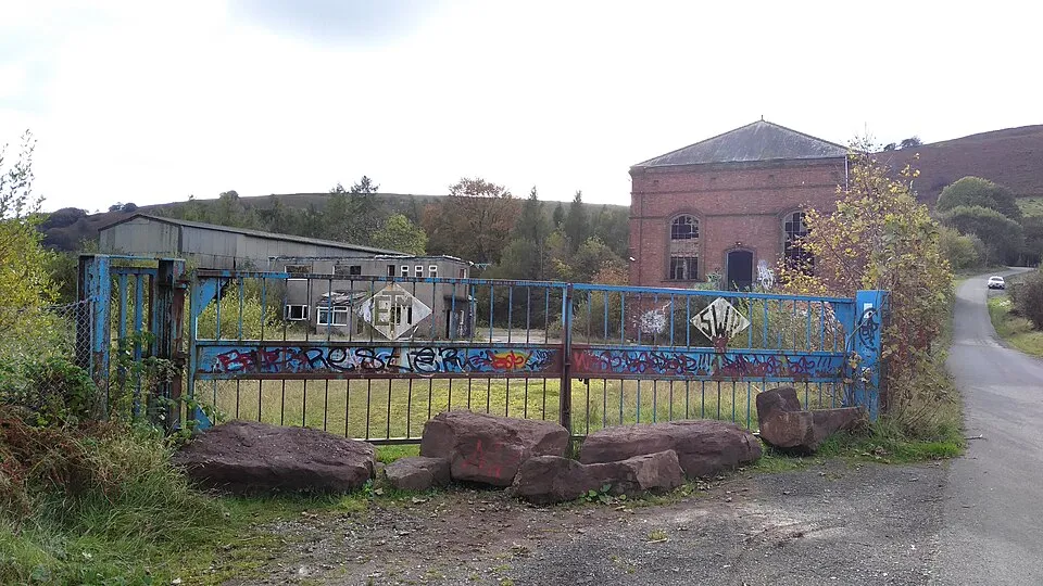 Context photograph: 20191020 Former colliery engine house at ETM Steel Fabrication 3; metal context, not an identified product or supplier on this page.