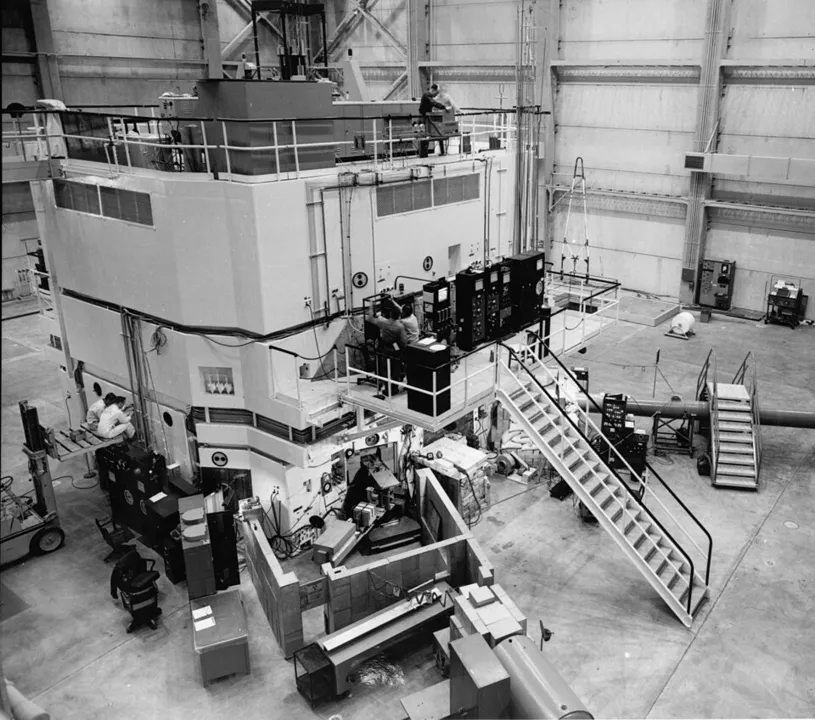 Context photograph: Materials Testing Reactor MAIN FLOOR; science context, not an identified product or supplier on this page.
